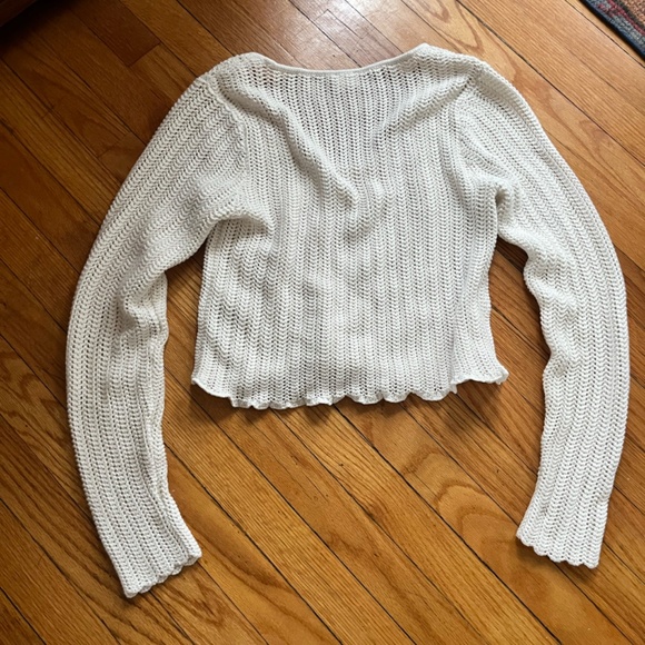 Abercrombie & Fitch White knit sweater size medium - Picture 5 of 5
